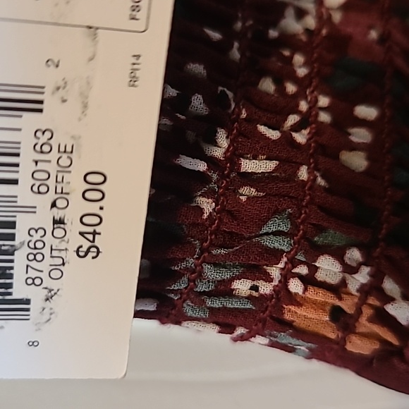 SO BRAND WOMENS JUNIOR SIZE SUMMER TOP WITH SMOCKING SIZE SMALL - Picture 11 of 15